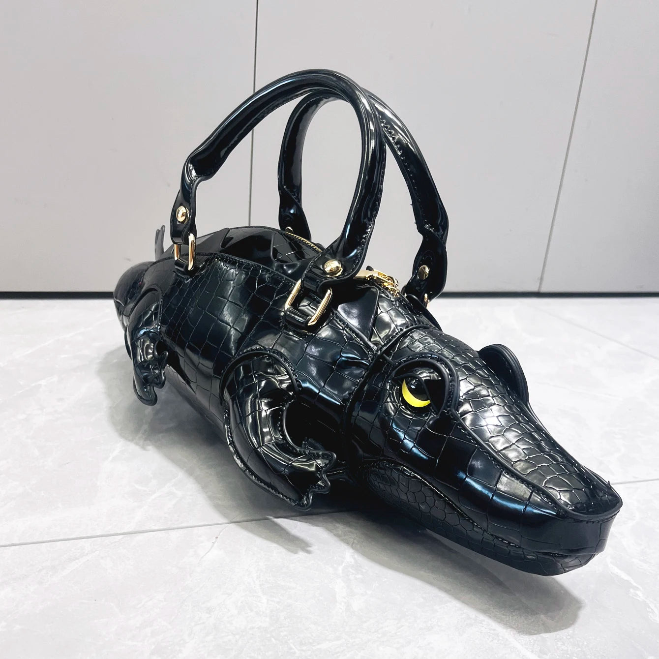 alligator Shape Shoulder bag