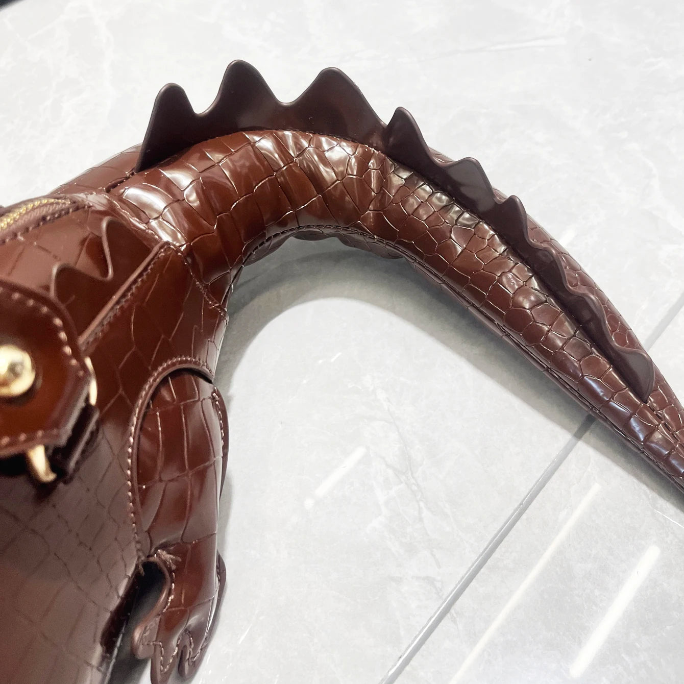 alligator Shape Shoulder bag