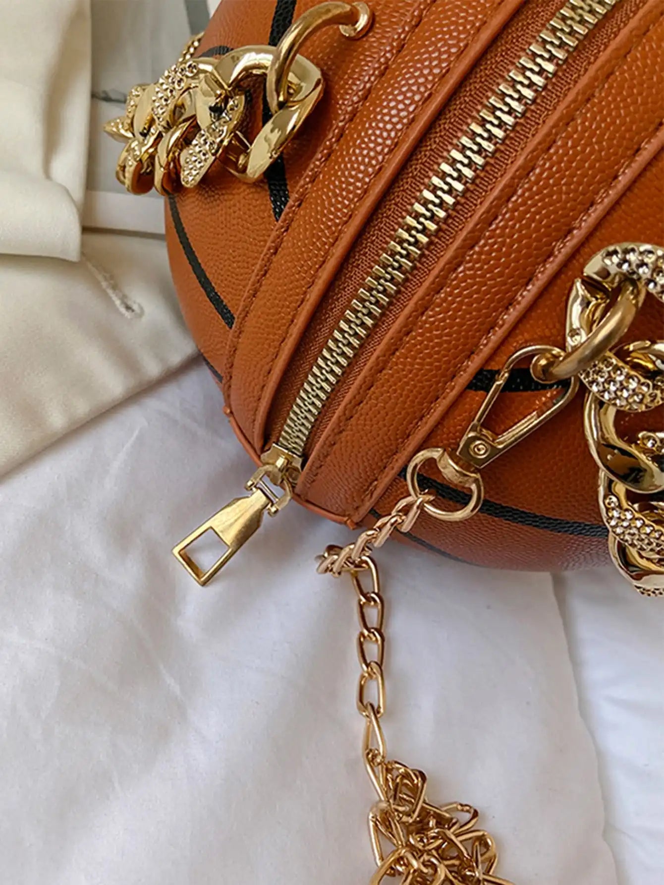Mini Basketball Design Chain Circle Bag